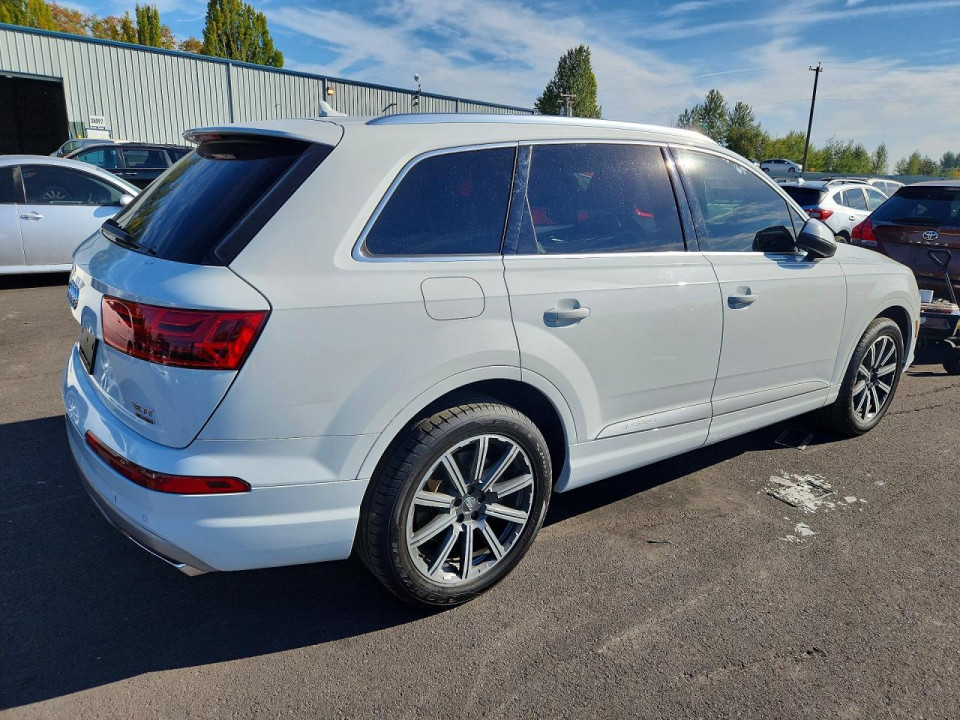 Audi Q7 2017 — Copart