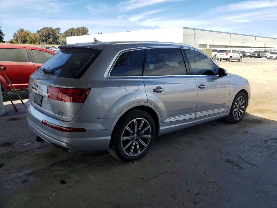Audi Q7 2017 — Copart