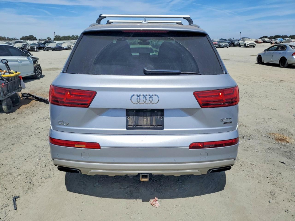 Audi Q7 2018 — Copart