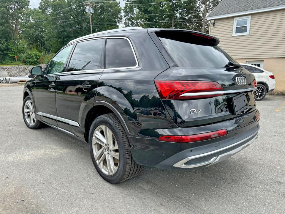 Audi Q7 2024 — Copart