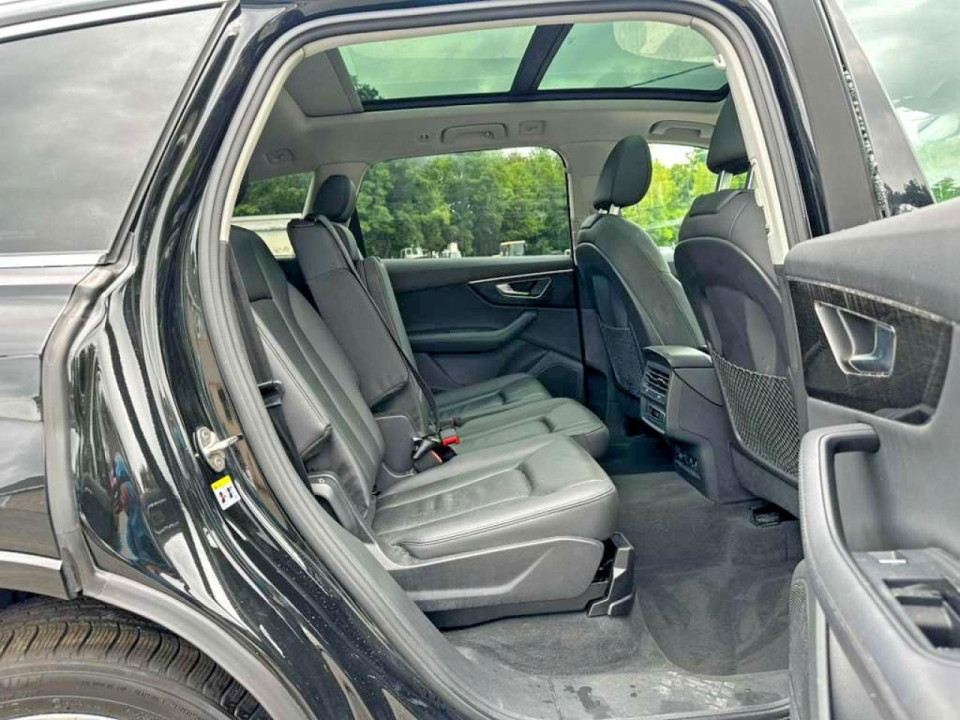 Audi Q7 2024 — Copart