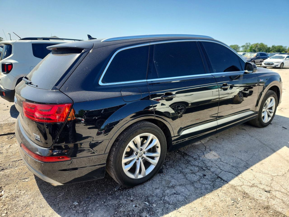 Audi Q7 2017 — Copart