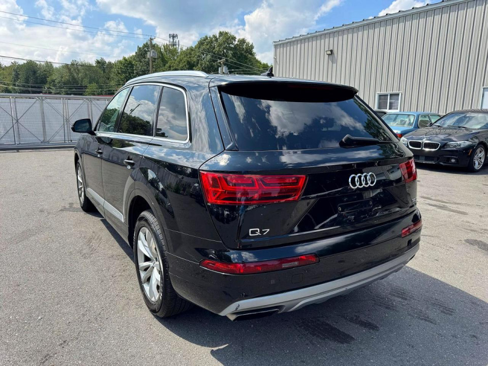 Audi Q7 2017 — Copart