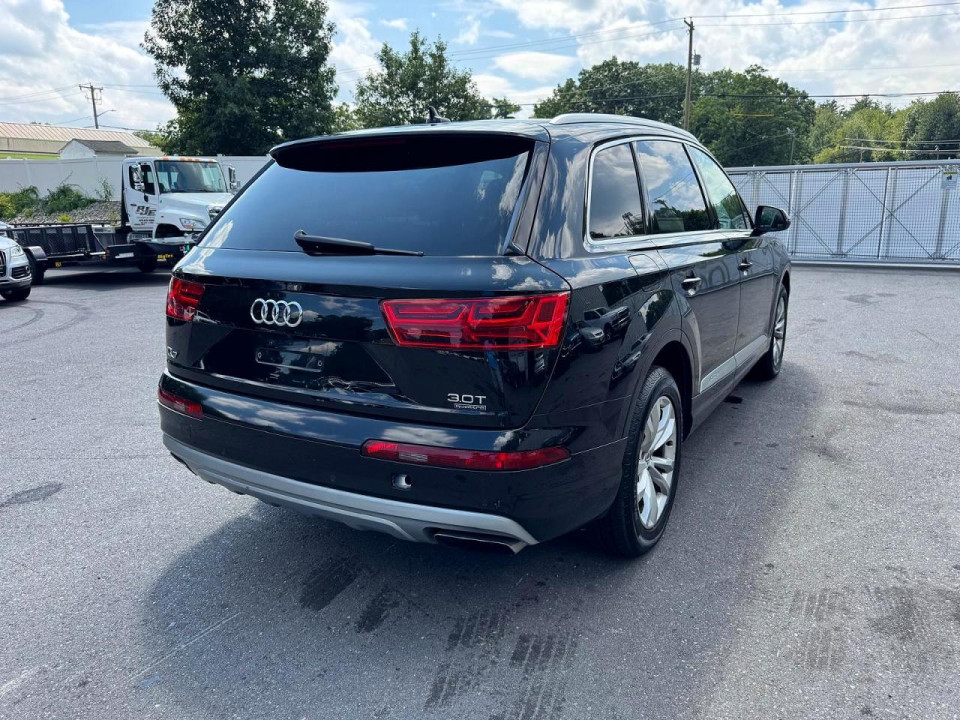 Audi Q7 2017 — Copart
