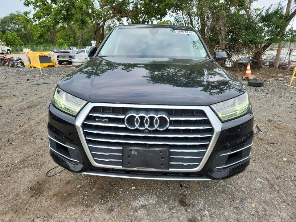 Audi Q7 2019 — Copart