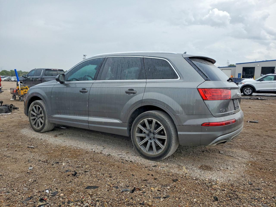 Audi Q7 2017 — Copart