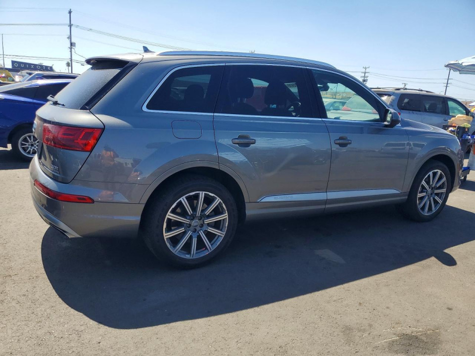 Audi Q7 2017 — Copart