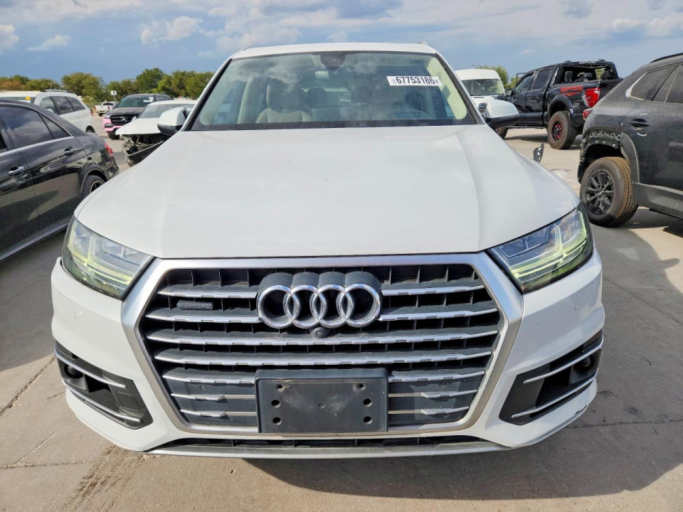 Audi Q7 2018 — Copart