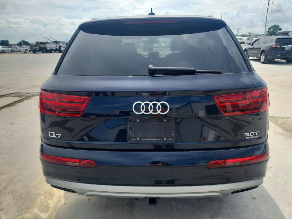 Audi Q7 2018 — Copart