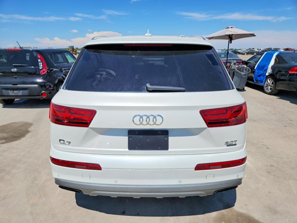 Audi Q7 2017 — Copart