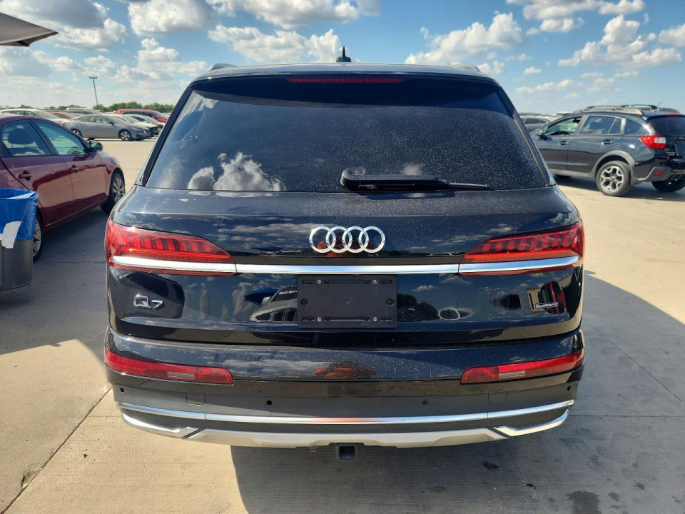 Audi Q7 2020 — Copart