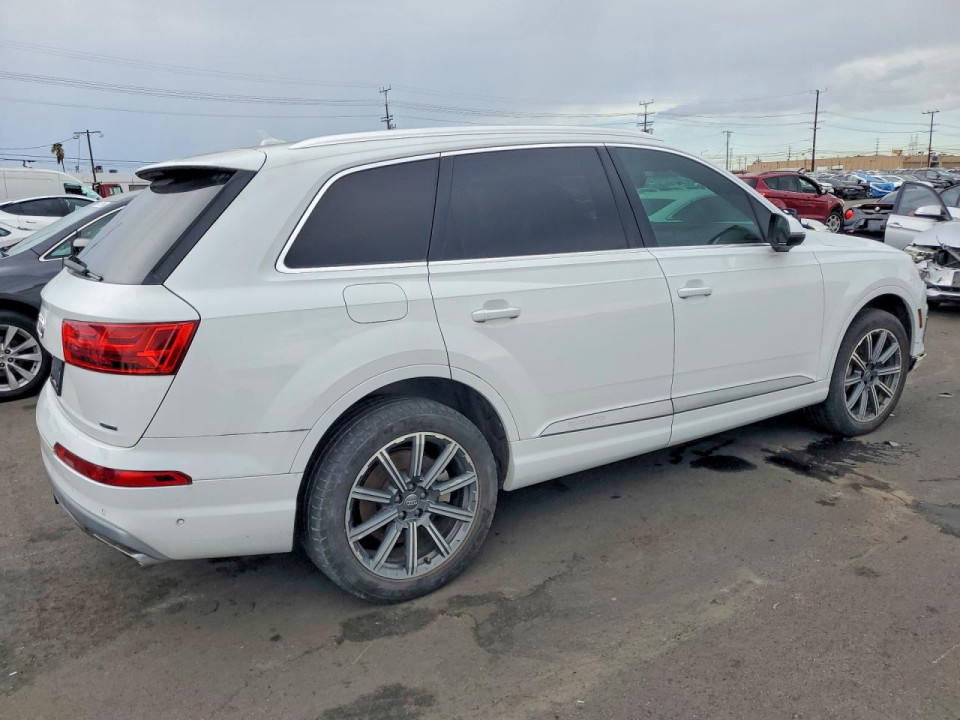 Audi Q7 2019 — Copart