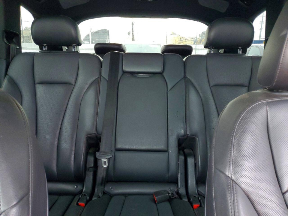 Audi Q7 2019 — Copart