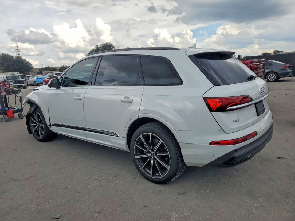 Audi Q7 2020 — Copart