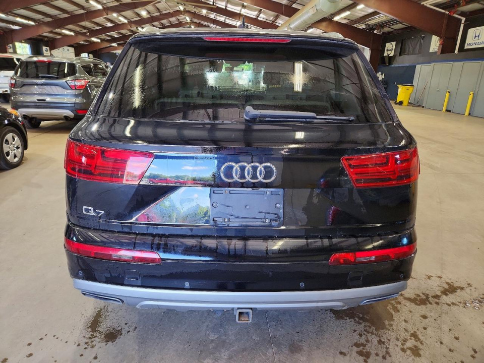 Audi Q7 2019 — Copart