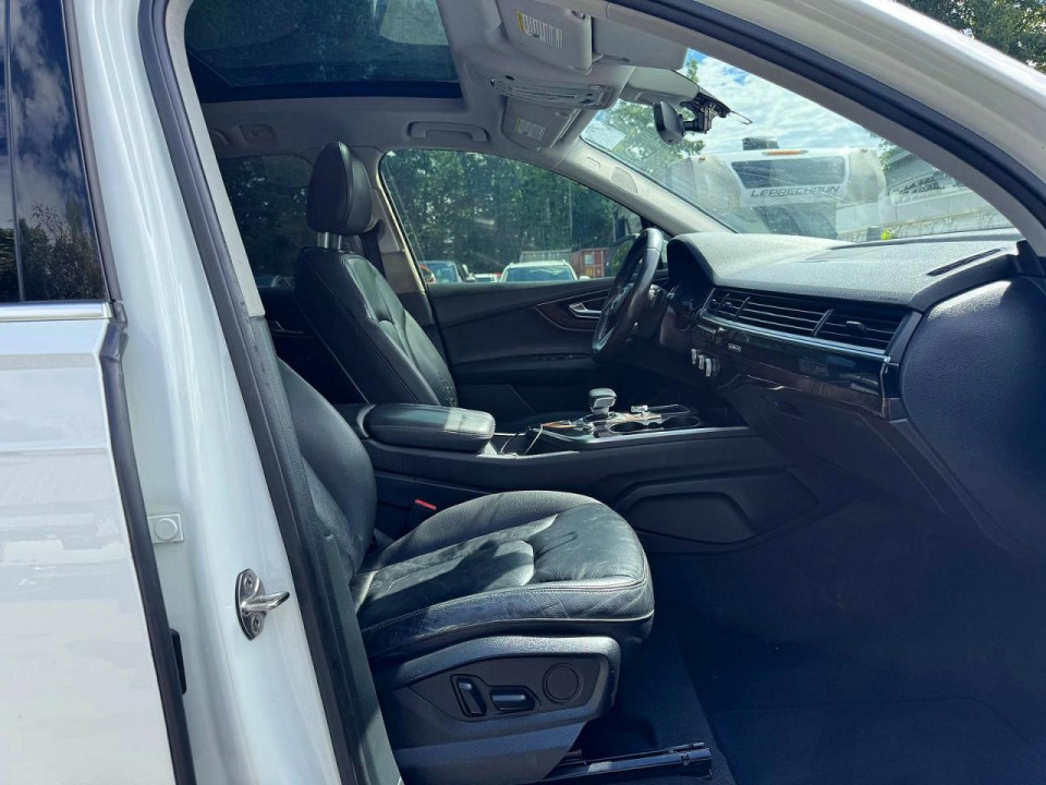 Audi Q7 2018 — Copart