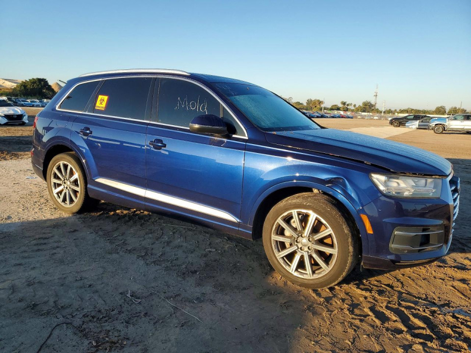 Audi Q7 2019 — Copart