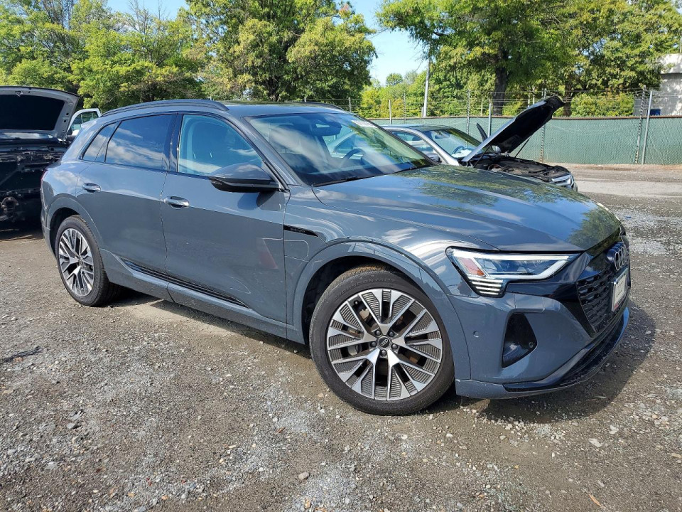 Audi Q8 E-TRON 2024 — Copart