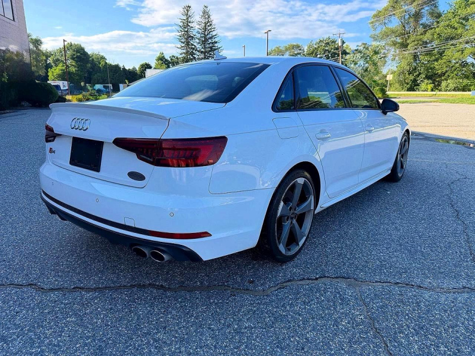 Audi S4/RS4 2019 — Copart
