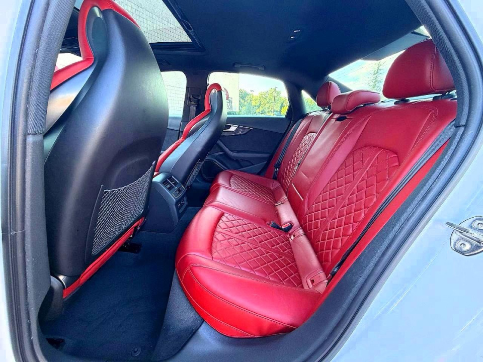 Audi S4/RS4 2019 — Copart