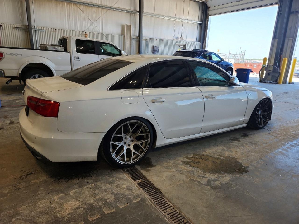 Audi S6/RS6 2013 — Copart