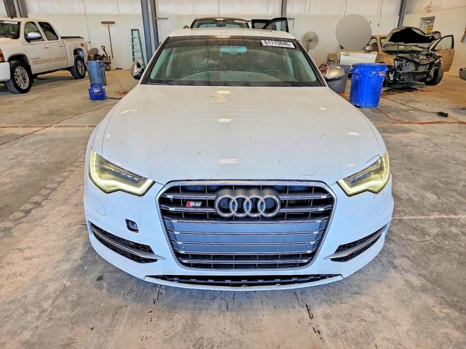 Audi S6/RS6 2013 — Copart