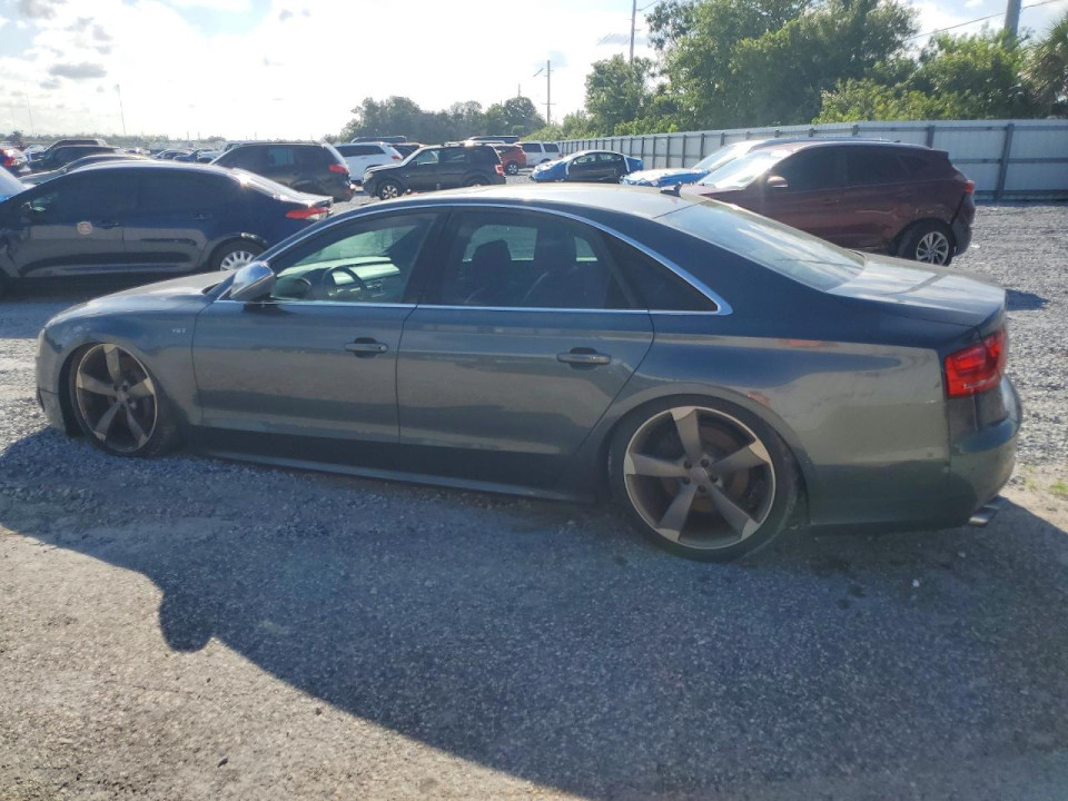 Audi S8 2014 — Copart