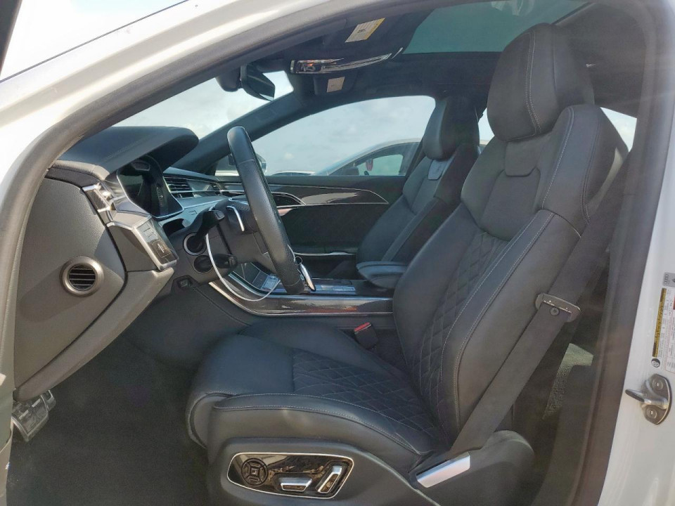 Audi S8 2023 — Copart