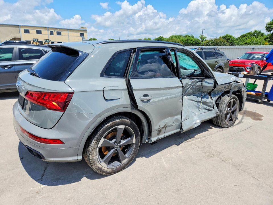 Audi SQ5 2019 — Copart