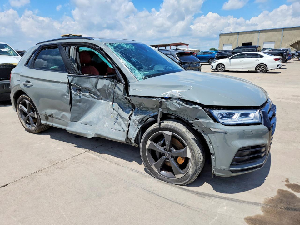 Audi SQ5 2019 — Copart