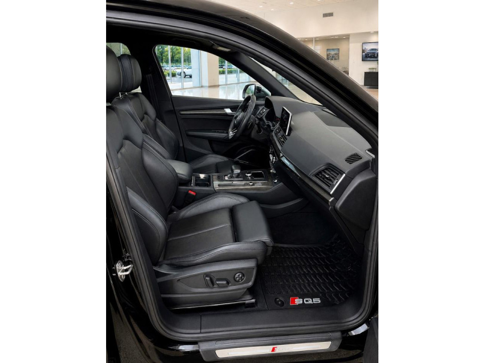Audi SQ5 2019 — Copart