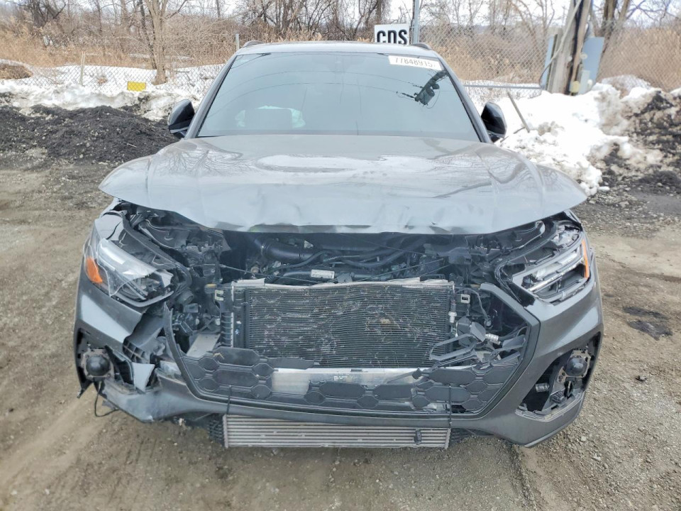 Audi SQ5 2025 — Copart