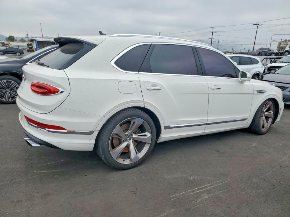 Bentley BENTAYGA 2023 — Copart