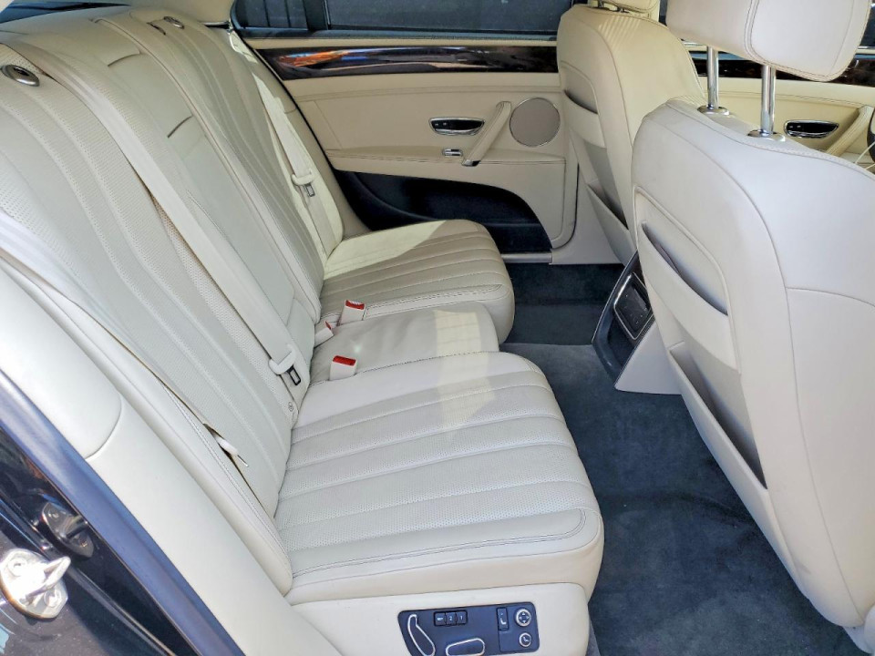 Bentley FLYING SPUR 2016 — Copart