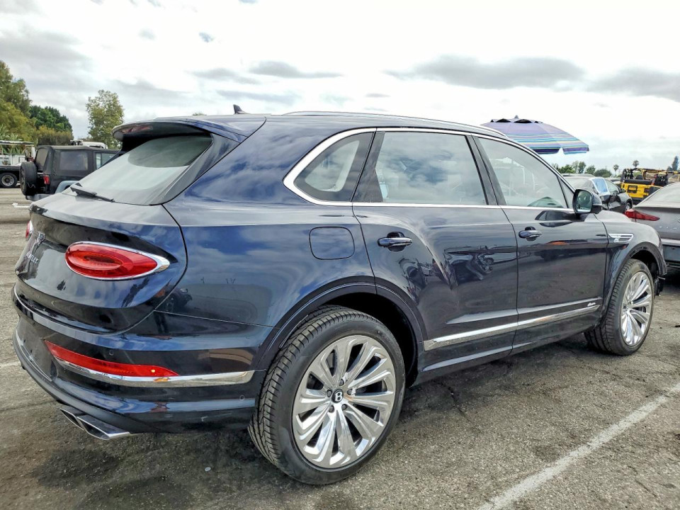 Bentley BENTAYGA 2025 — Copart