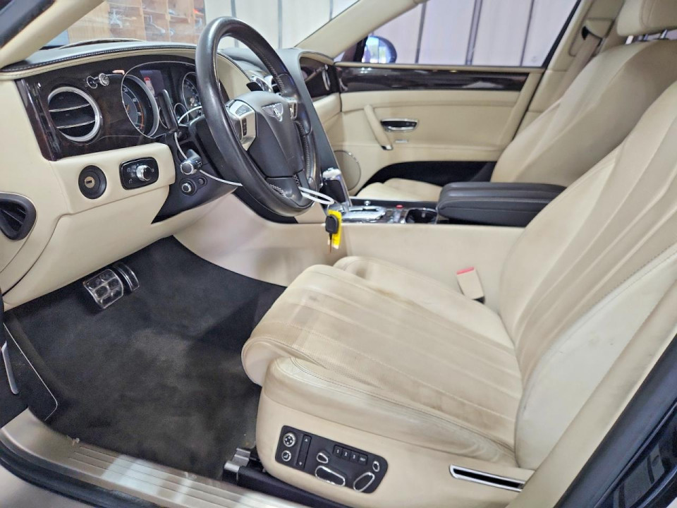 Bentley FLYING SPUR 2014 — Copart