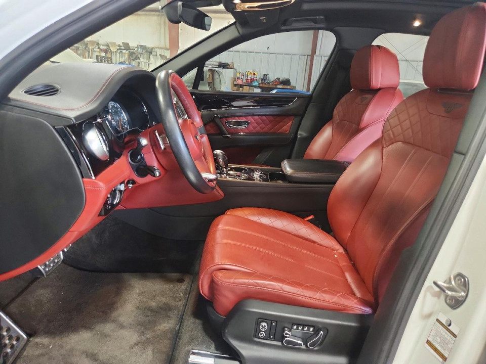 Bentley BENTAYGA 2017 — Copart
