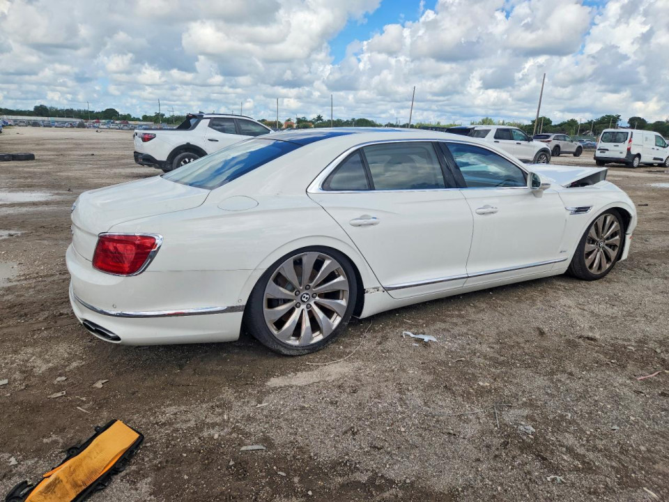 Bentley FLYING SPUR 2022 — Copart