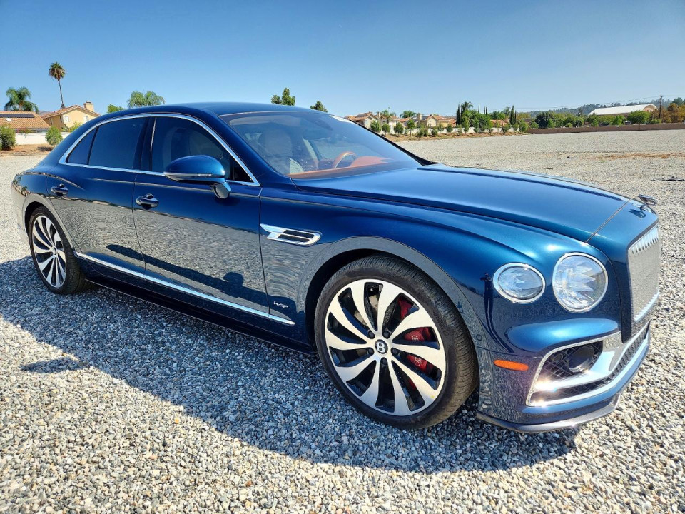 Bentley FLYING SPUR 2022 — Copart