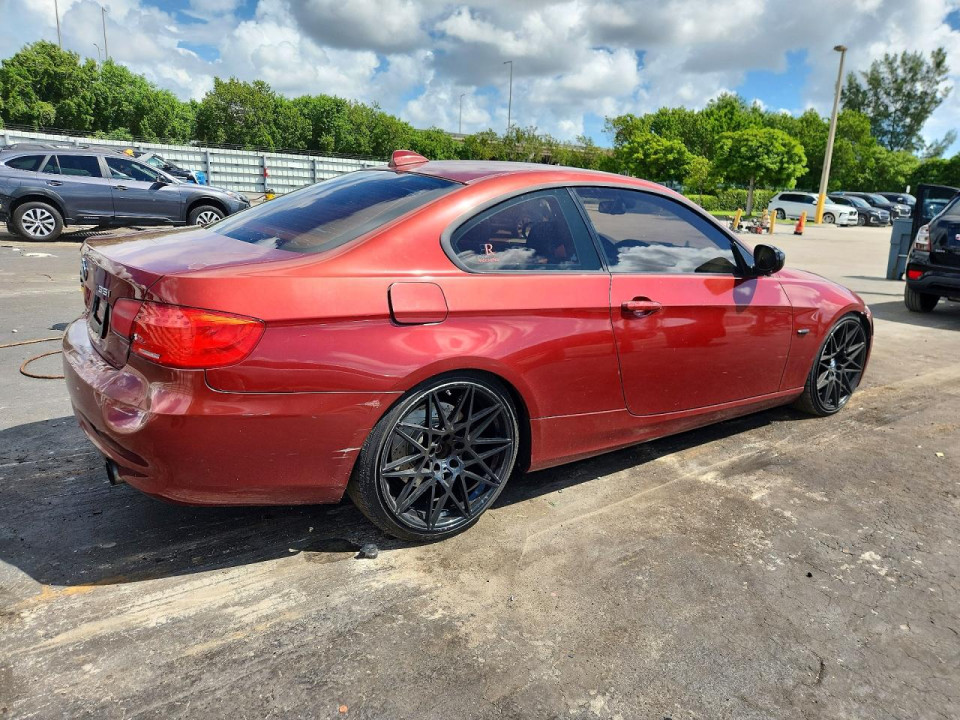 Bmw 3 SERIES 2011 — Copart