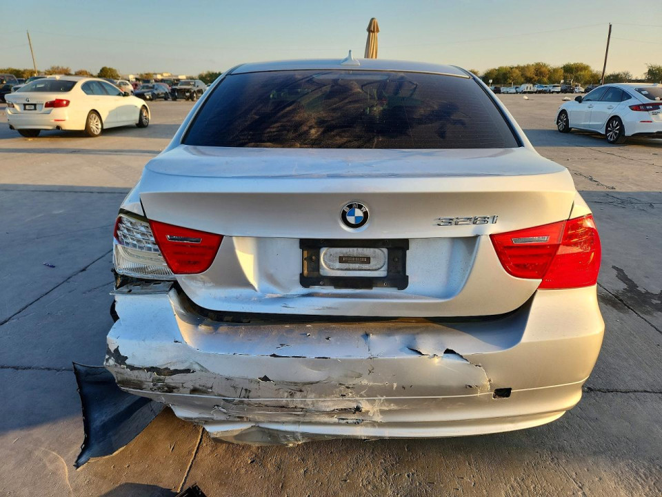 Bmw 3 SERIES 2011 — Copart