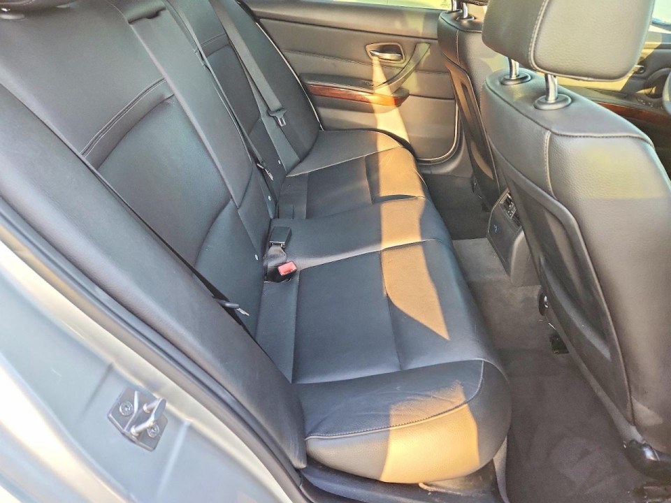 Bmw 3 SERIES 2011 — Copart