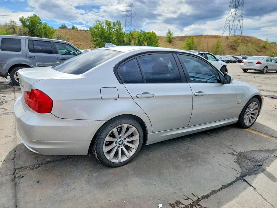 Bmw 3 SERIES 2011 — Copart