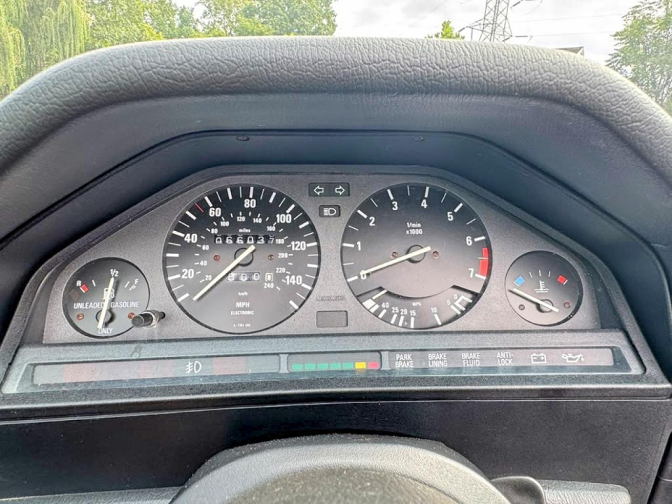 Bmw 3 SERIES 1989 — Copart