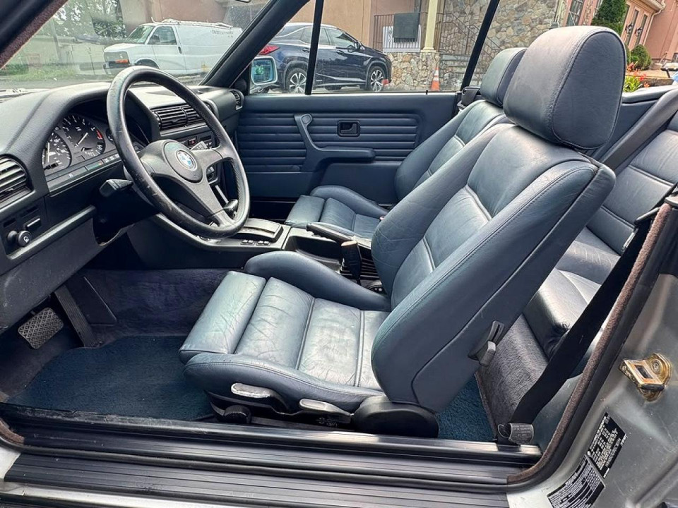 Bmw 3 SERIES 1989 — Copart
