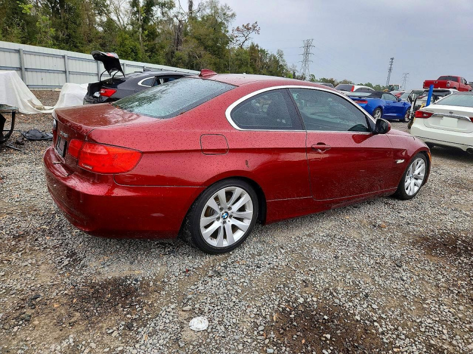Bmw 3 SERIES 2011 — Copart
