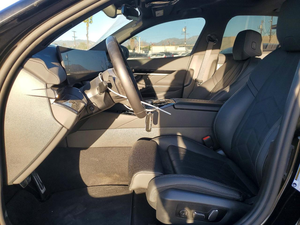 Bmw 5 SERIES 2025 — Copart