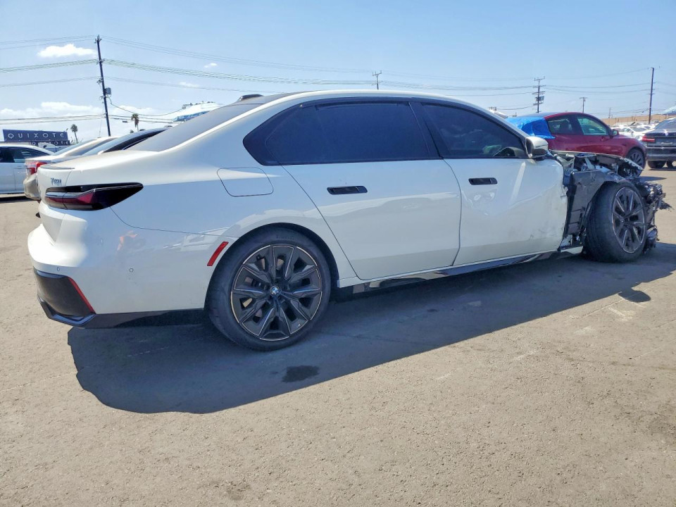 Bmw 7 SERIES 2026 — Copart
