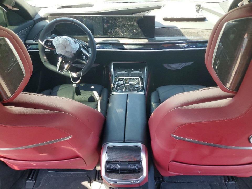 Bmw 7 SERIES 2026 — Copart