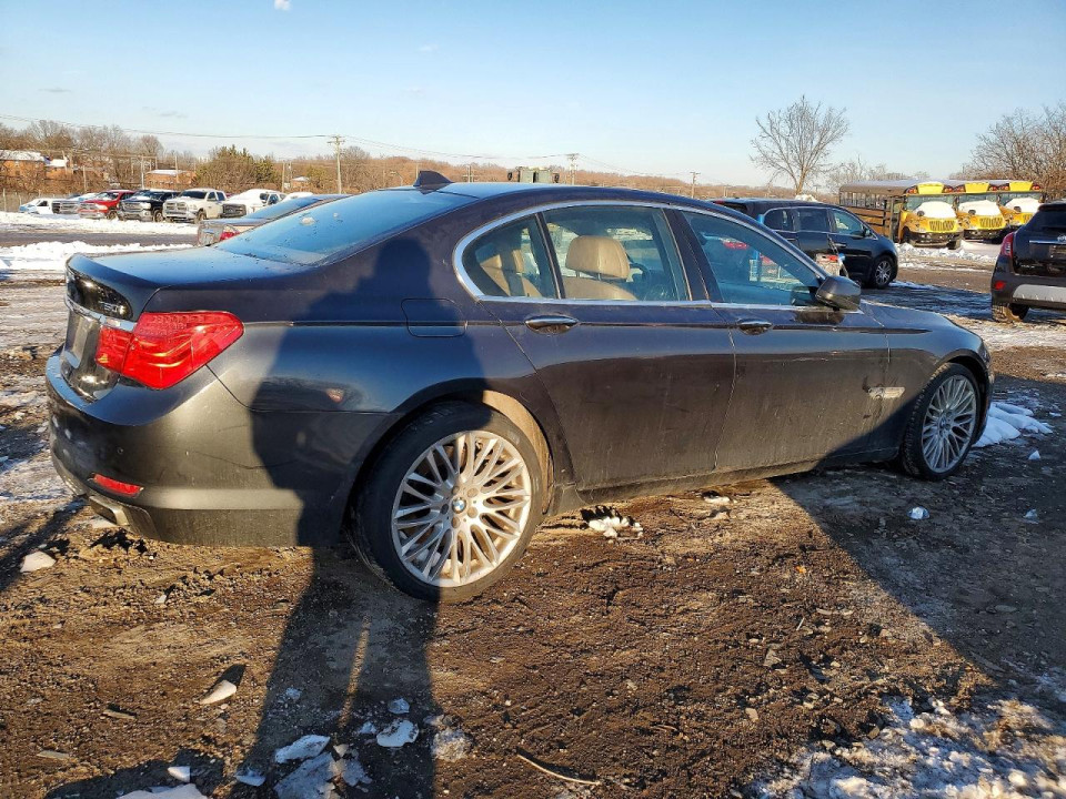 Bmw 7 SERIES 2011 — Copart